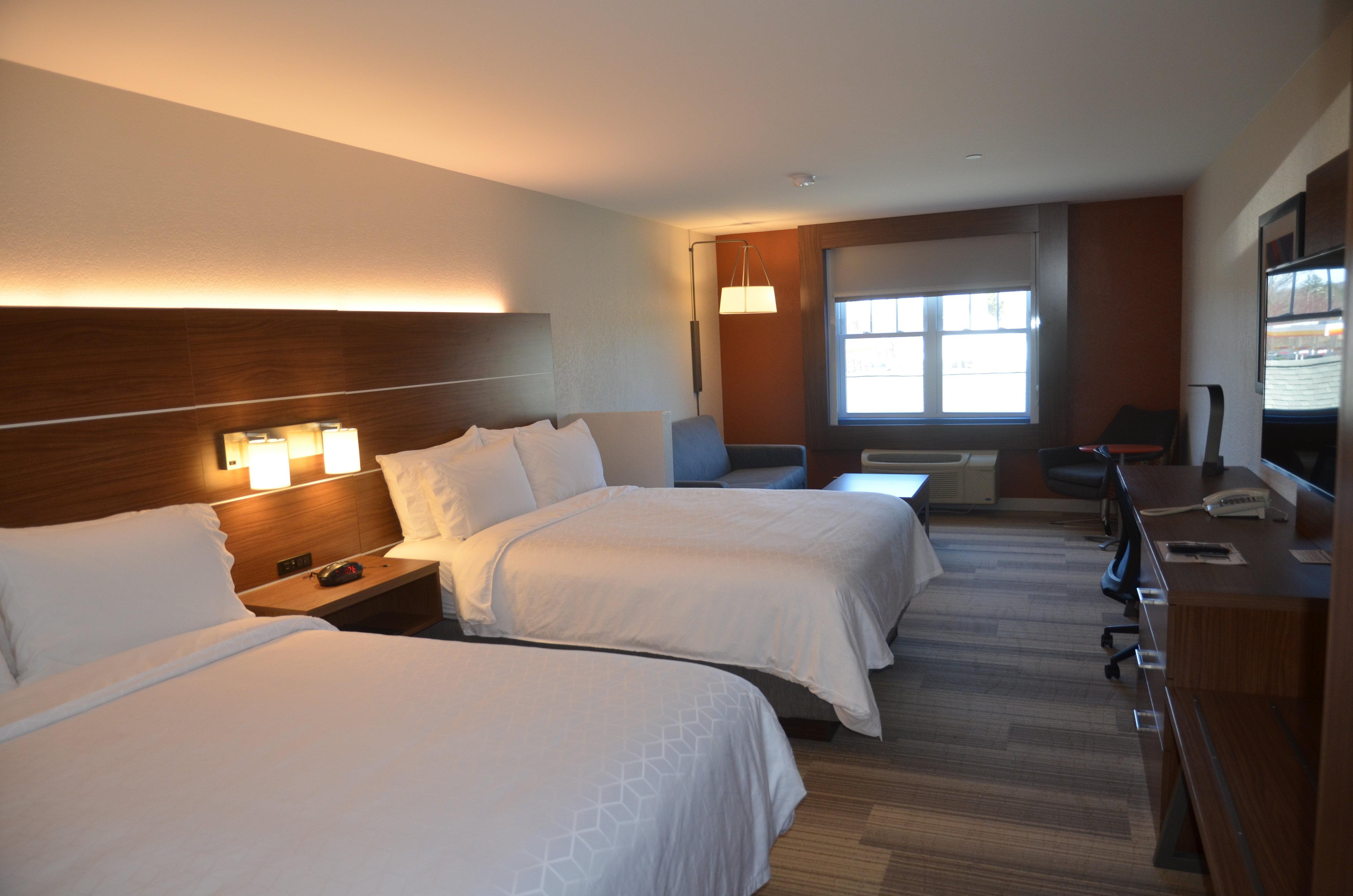 Holiday Inn Express Hotel & Suites Rochester By Ihg Екстериор снимка