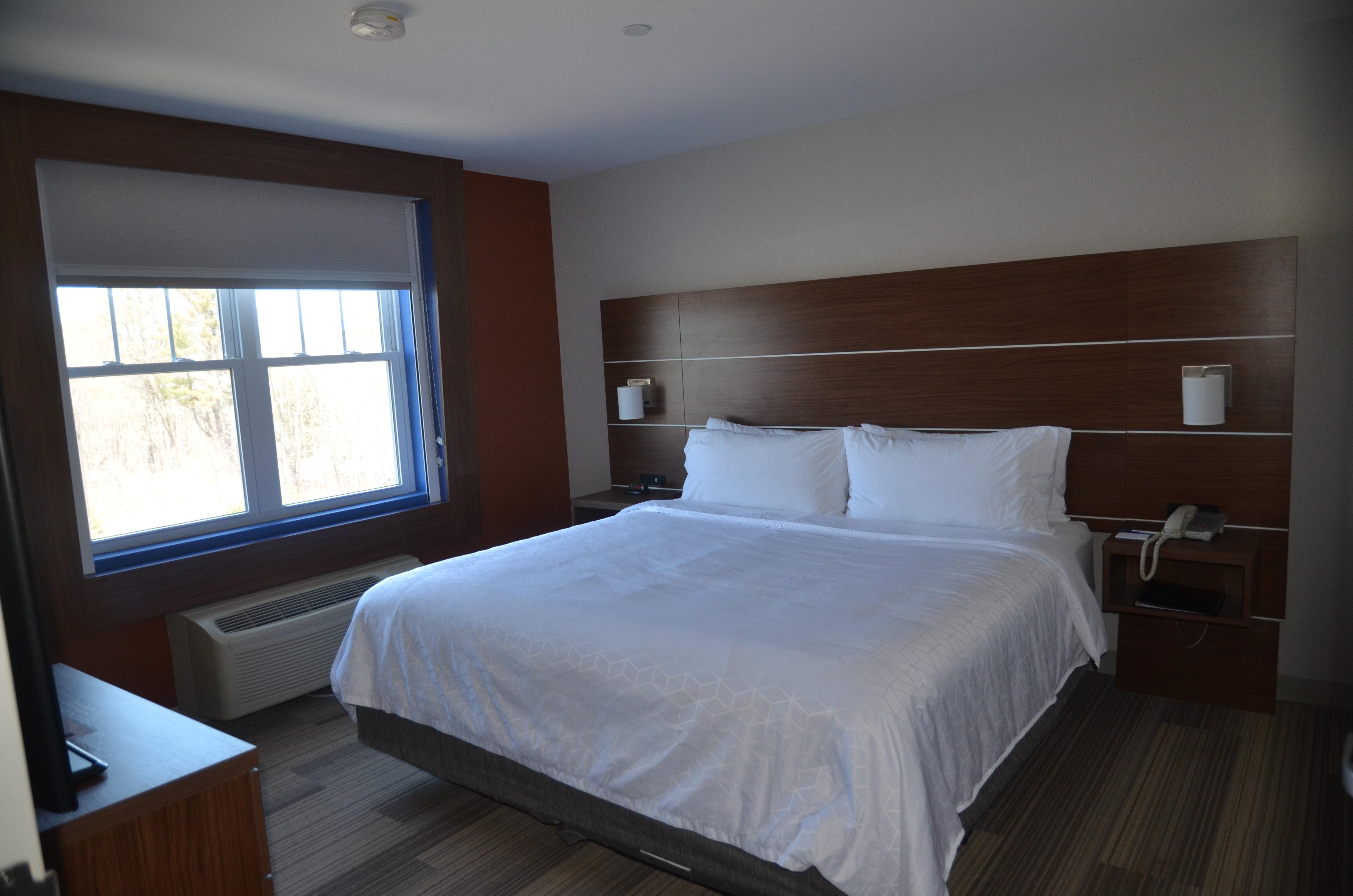 Holiday Inn Express Hotel & Suites Rochester By Ihg Екстериор снимка
